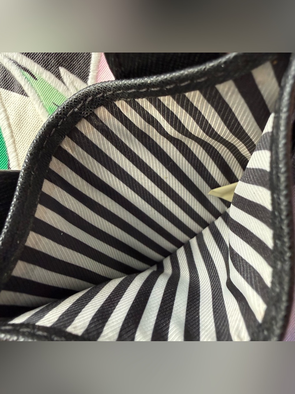 Kate Spade Ma Chérie Antoine Appliqué Card Holder - Picture 7 of 7